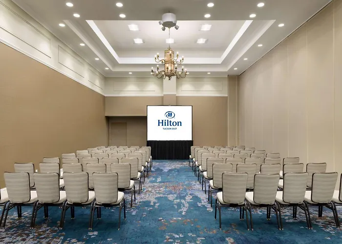 Hotel Hilton East 3*