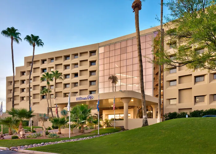 Hotel Hilton East 3*